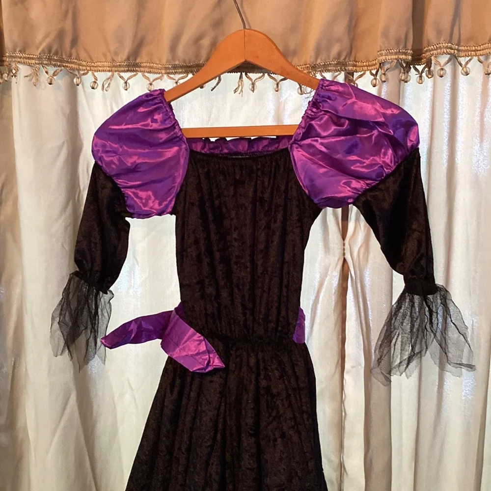 NEW Girls 12 2 piece witch costume dress/hat